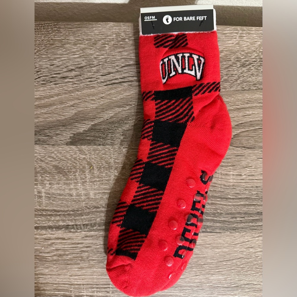 For Bare Feet NCAA Unisex UNLV REBELS Cozy Buff Cabin Sock